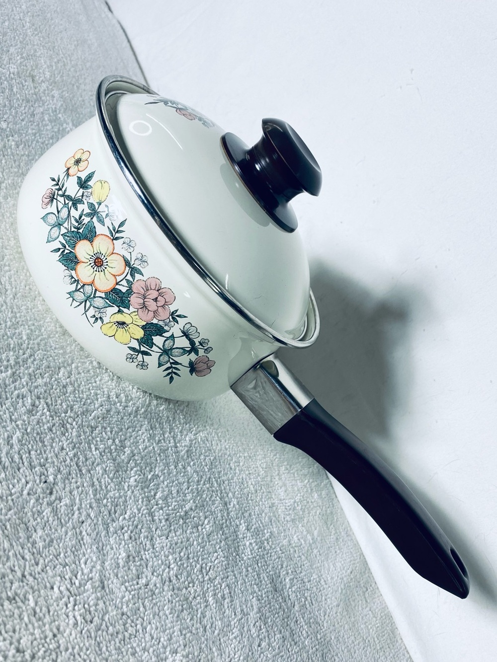 Vintage Enamelware Sauce Pan & Lid With Floral Design Cottagecore Fairycore